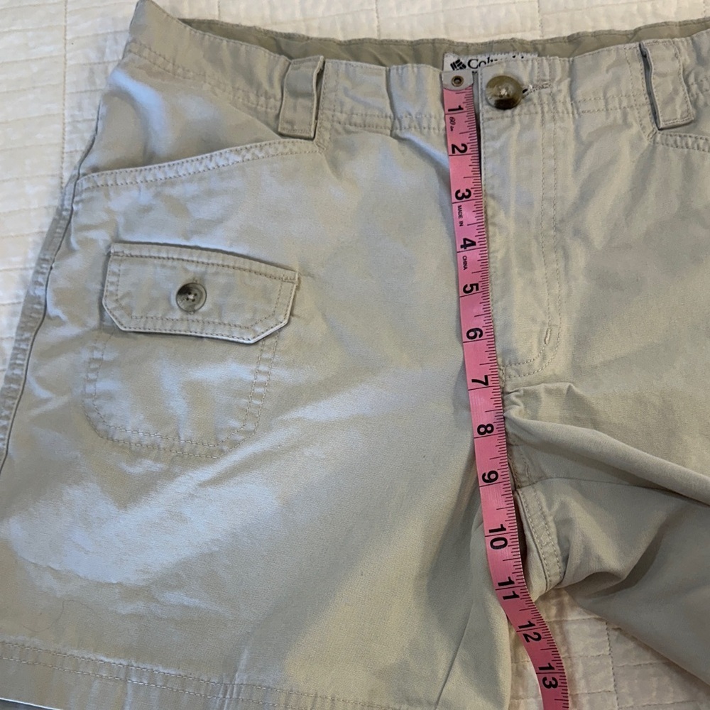 Columbia Women’s Khaki Hiking Shorts Size 8 Lightweight Outdoor GorpCore Utility - Picture 7 of 8
